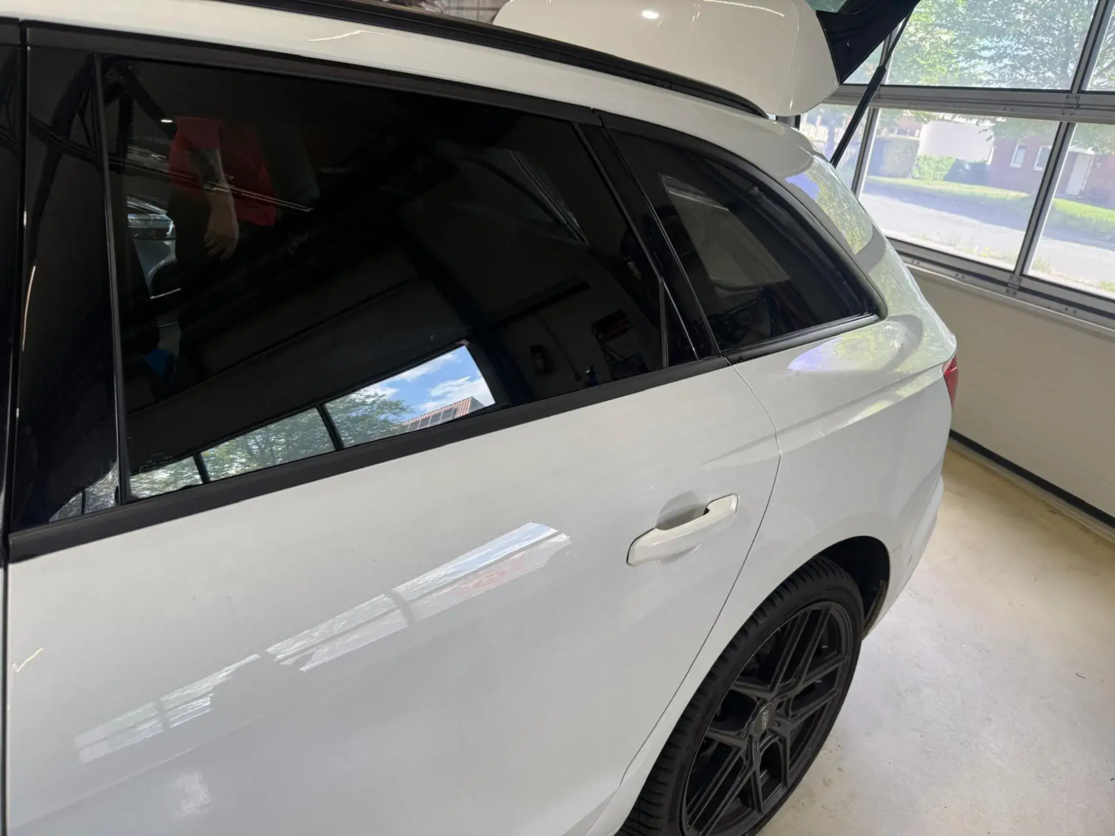 Gburek Autopflege - Smart Repair - Scheibentönung - Bild 2 Gburek Autopflege - Inhaber Daniel Gburek - September 2025